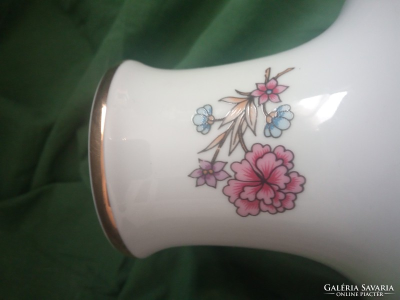 Rare pattern flawless showcase vase