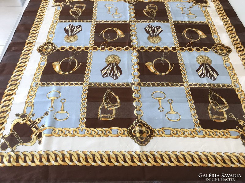 Elegant Italian scarf with riding pattern, 87 x 84 cm