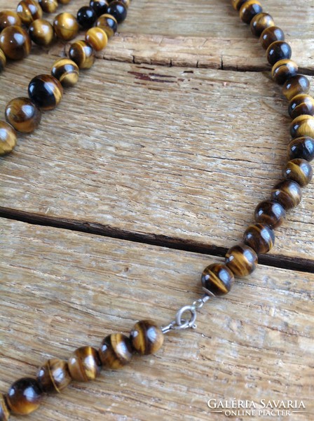 Tiger eye necklace with silver fittings