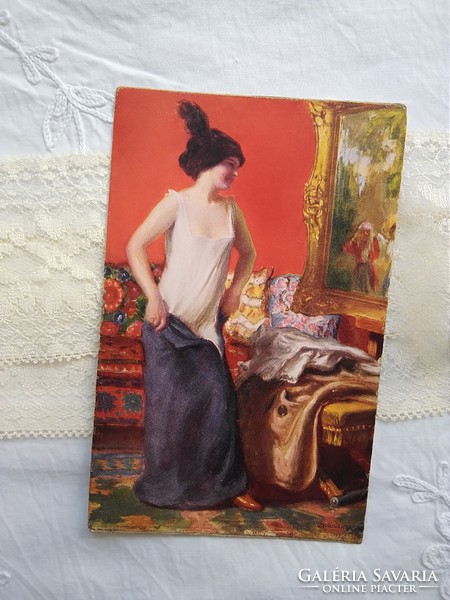 Régi enyhén erotikus képeslap/művészlap vetkőző/öltöző hölgy, enteriőr, festmény 1944