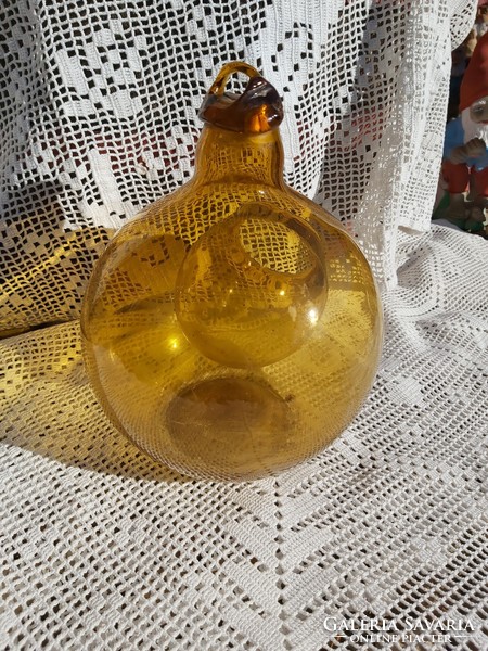 Beautiful rare amber color blowing interesting glass in a beehive? Do you like it? Laboratory?