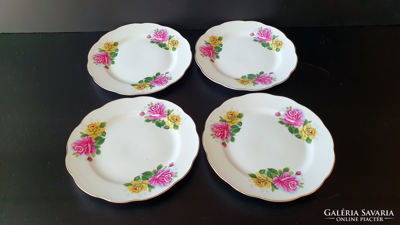 4 Pcs. Chinese porcelain, small plate with rose pattern. HUF 800. Together.