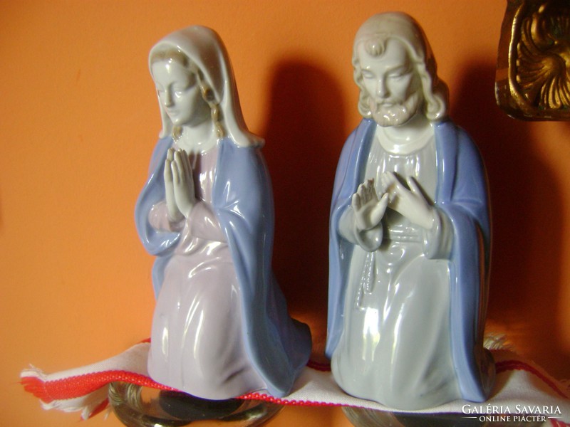 Bertram rare porcelain couple, Jesus and Mary praying