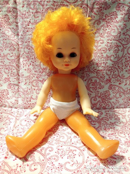 Burning red-haired 38 cm crying baby