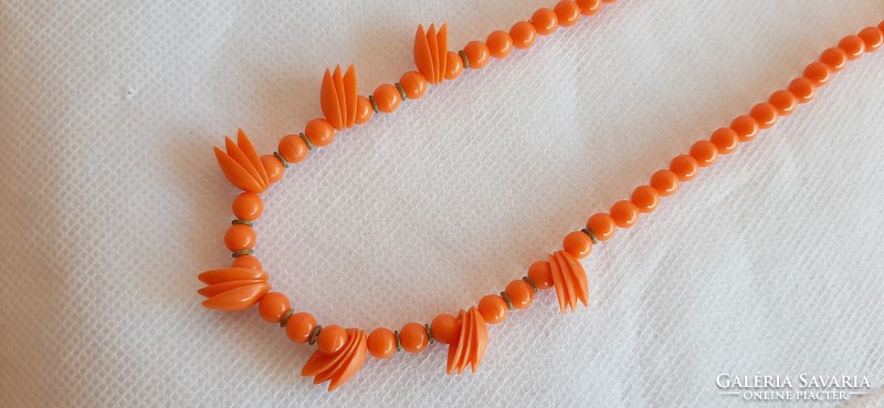 Vintage orange 70s pearl necklace