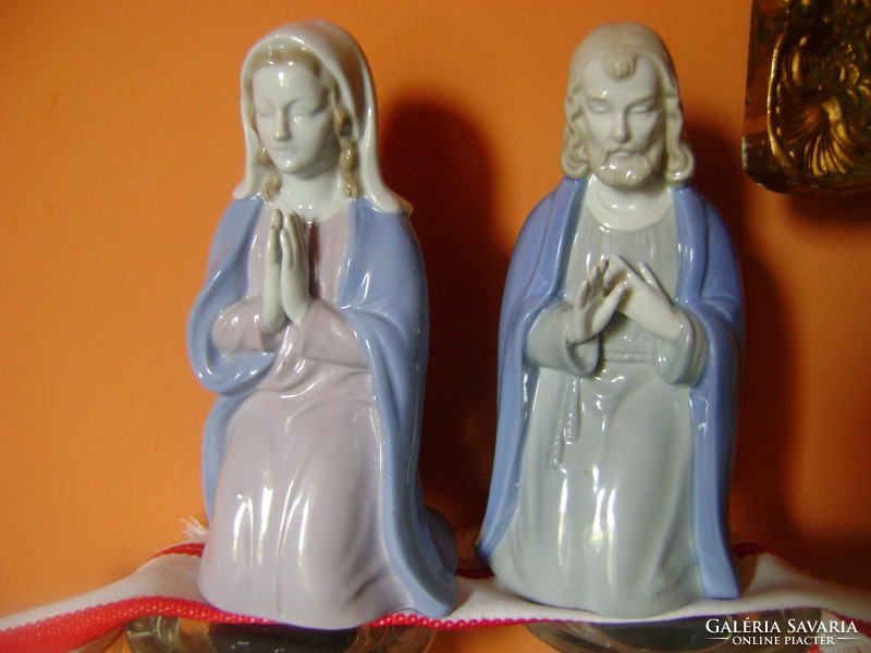 Bertram rare porcelain couple, Jesus and Mary praying