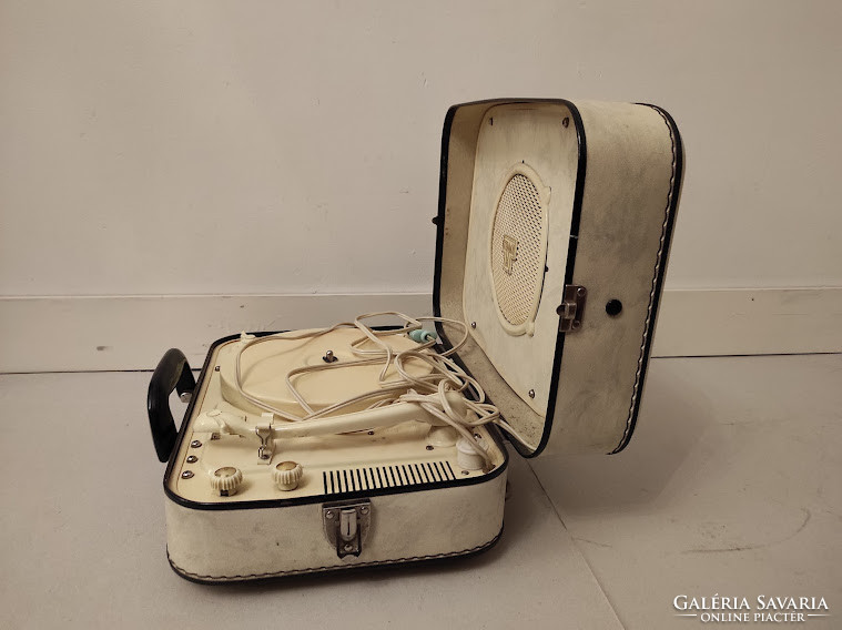 Antique retro portable turntable 5246