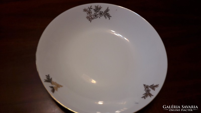 4 Soup porcelain plates 95.