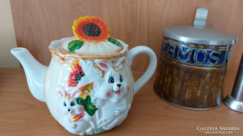 Lovely bunny porcelain teapot