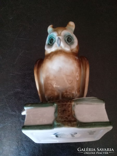 Zsolnay wise owl ...