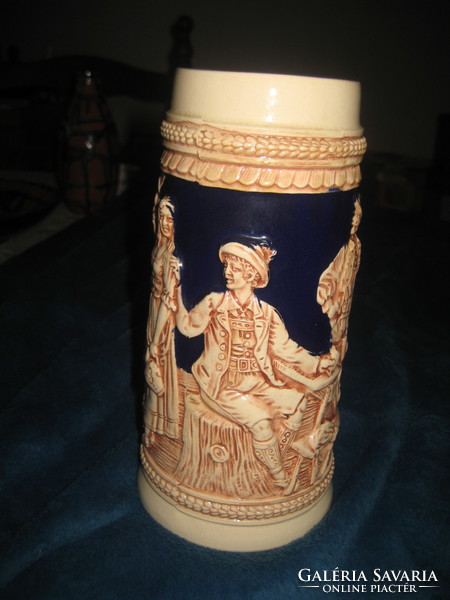 Beer krigli, with hunters, German, nice condition, 20 cm