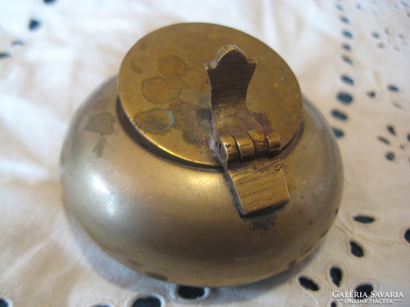 Antique, single-person patina, copper ashtray, 5.5 cm
