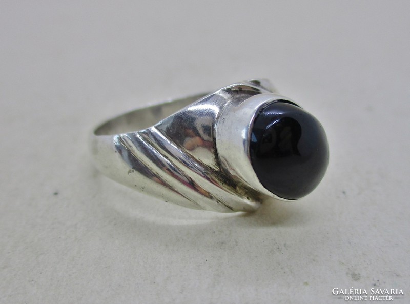 Beautiful old onyx silver ring with stones