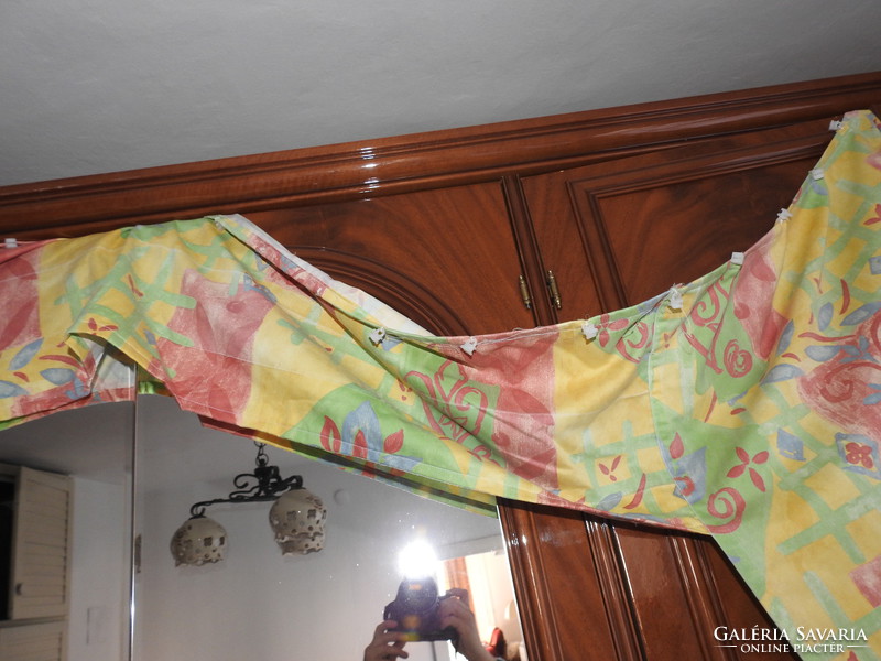 Custom-made curtains with a bright cheerful pattern for doors or windows + 4 small pillowcases