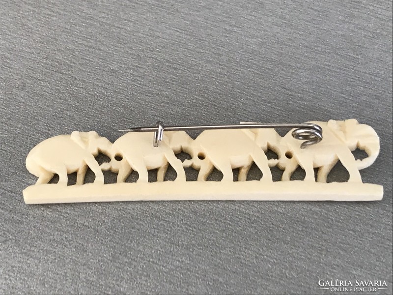 Elephant brooch carved from bone fragments, 6.5 x 1.5 cm