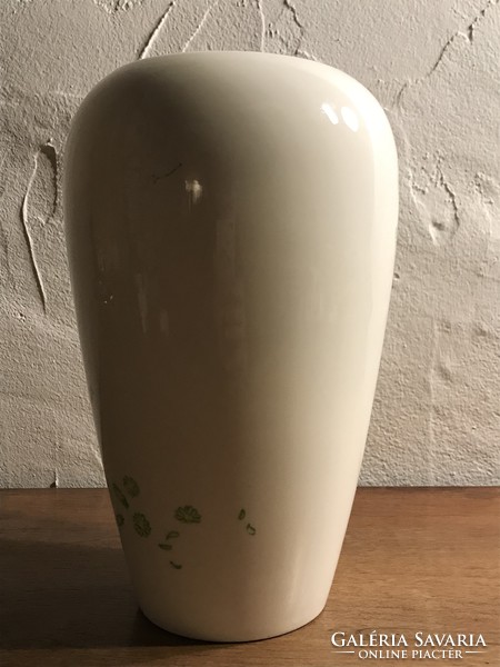 Limited edition floral German porcelain vase t-195