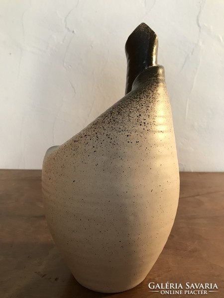 Modern twisted decorative vase t-205