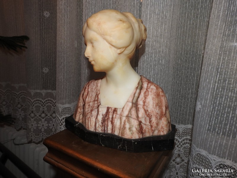 1800 -as évek végérből orosz grófnő márvány mellszobra - márvány brüszt