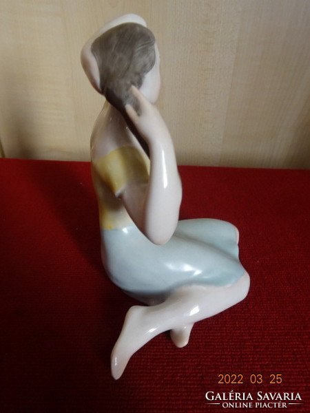 Raven house porcelain figurine, hand-painted combing girl. He has! Jókai.