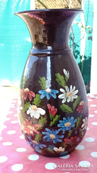 Corund's large vase from 1940