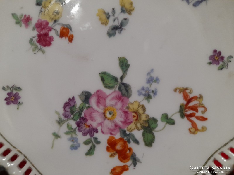 Old germany arzberg schumann porcelain plate with openwork floral pattern.