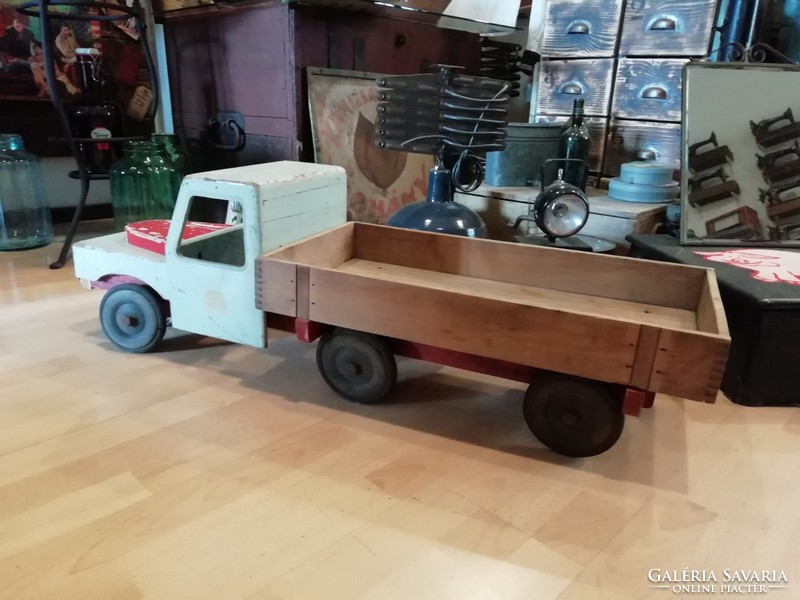 Large (100 cm long) wooden truck, gafu toy truck from the 70's