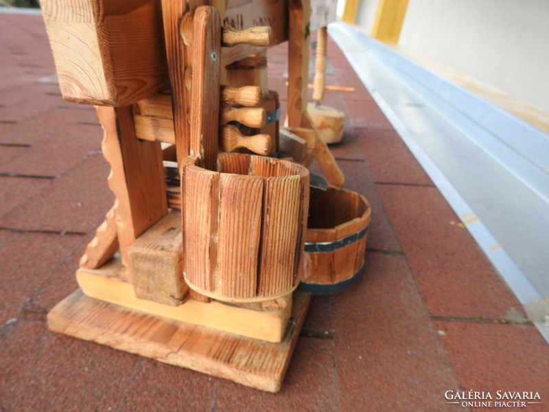 Large model _ model of community press turned or carved from wood (length 75 cm)