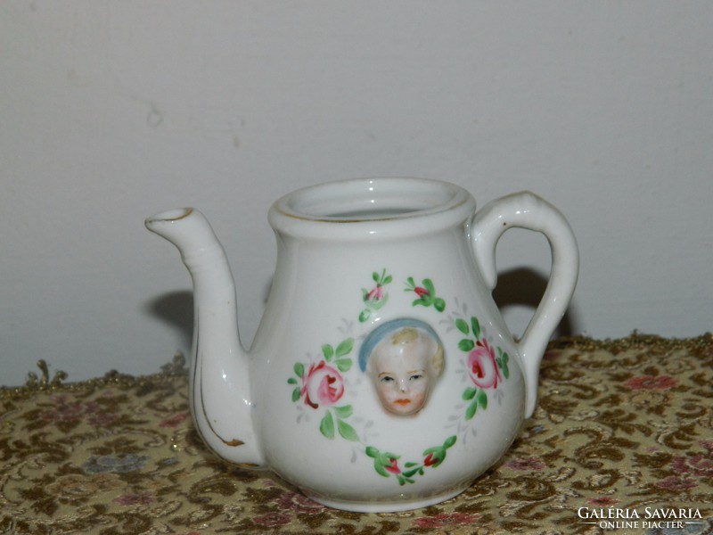 Bieder porcelain spout xix. Century