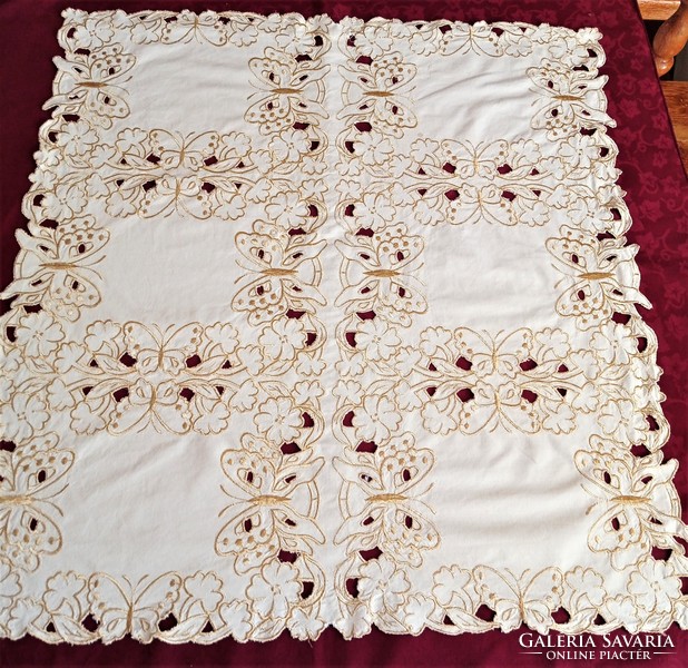 Light beige tablecloth with golden butterfly embroidery, 70 x 75 cm
