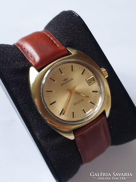 Mondia (zenith) littoral - Swiss mechanical watch with new leather strap in close condition