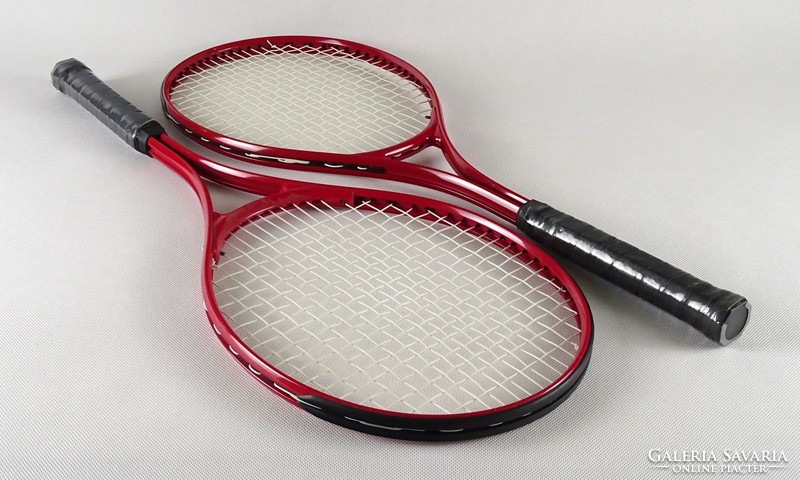 1I222 Unopened pair of red aluminum tennis rackets