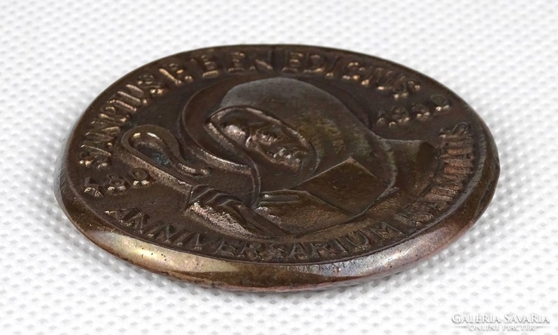 1I233 old Saint Benedict bronze commemorative medal 1980
