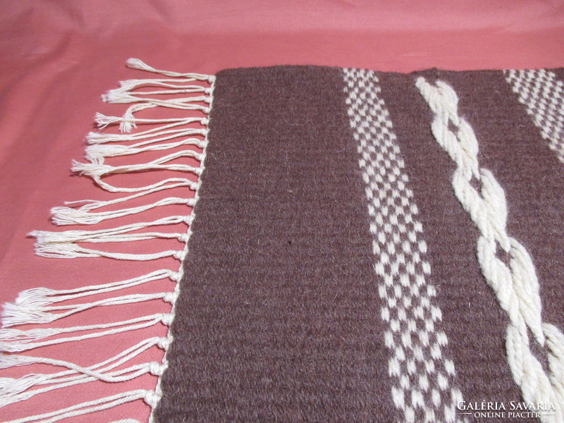 New small wool rug - brown and white