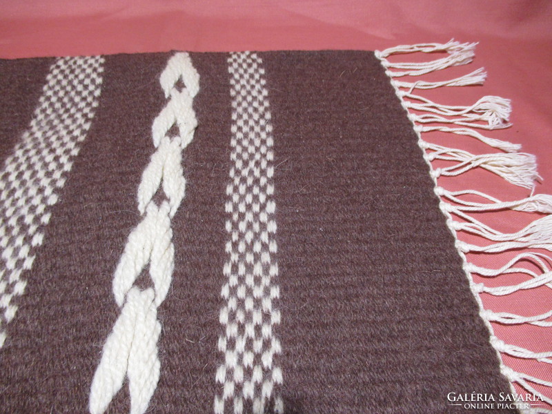 New small wool rug - brown and white
