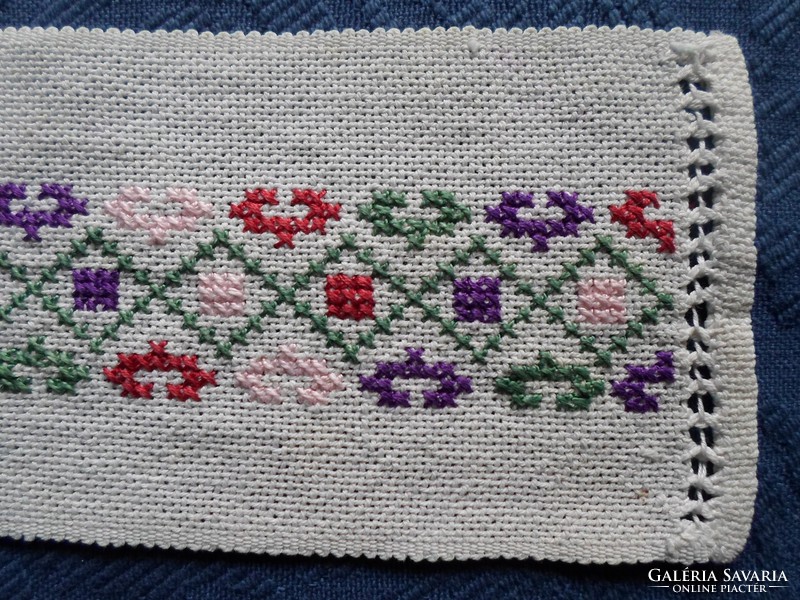Old cross stitch 81 x 8.5 cm