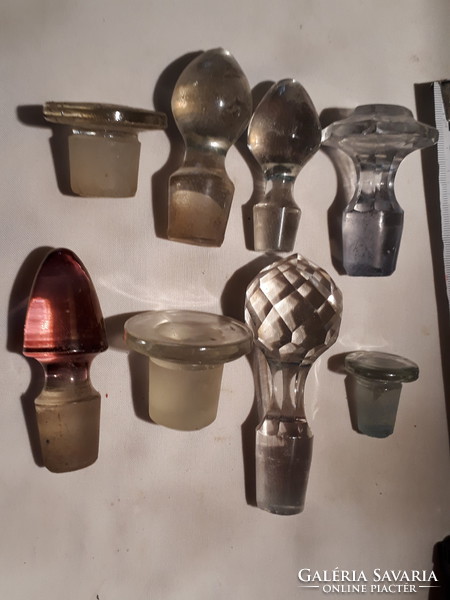 8 glass stoppers