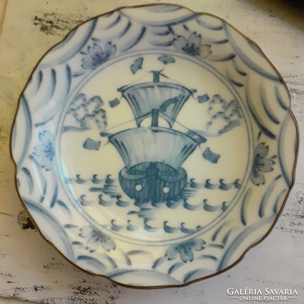 Oriental, very beautiful, hand-painted small porcelain plate