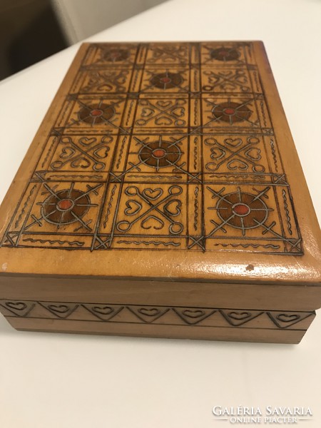 Decorative wooden box, with burnt pattern, colored stain, 18 x 12 x 5 cm
