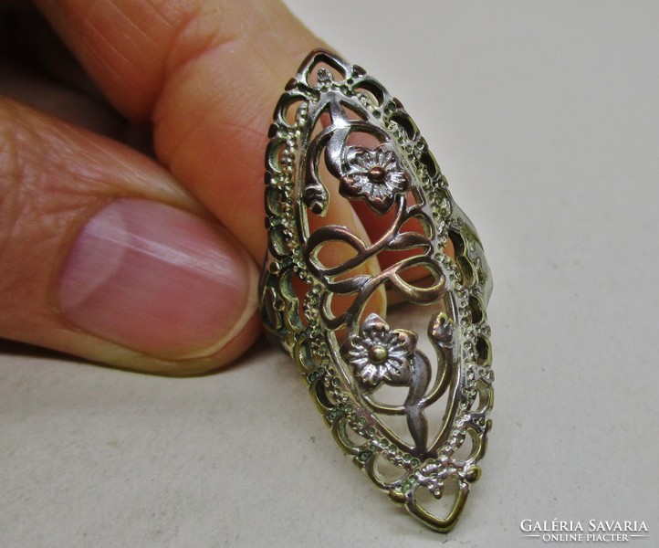 Special antique Art Nouveau ring