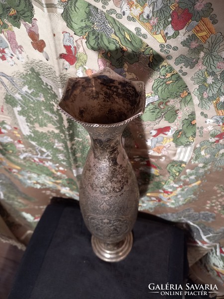 Antik Iráni ezüst váza