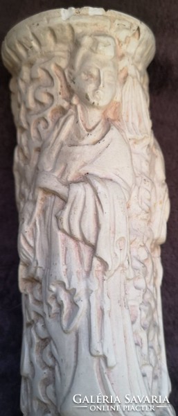 Cult cast statue fragment column