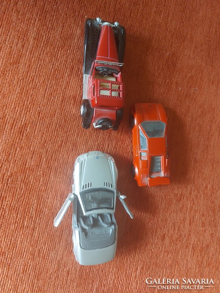 Lamborghini, Mercedes matchbox 3 db!