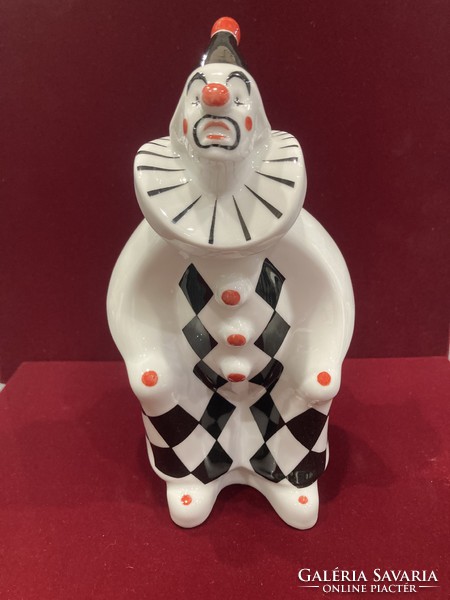 Raven house porcelain checkered clown big