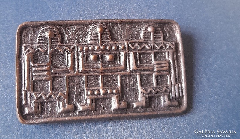 Craftsman brooch
