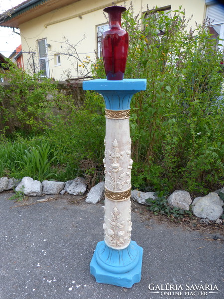 110 cm, sculpture holder / pedestal.