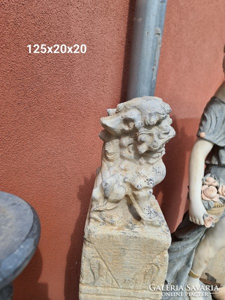 Antik keleti-kínai kő Fu -Fo kutya/oroszlán oszlopon