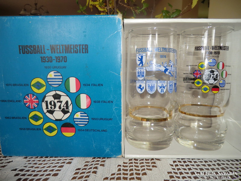 1974 futball világbajnokság Fussball-Weltmeister 1930-1970 eredeti dobozában 2 pohár