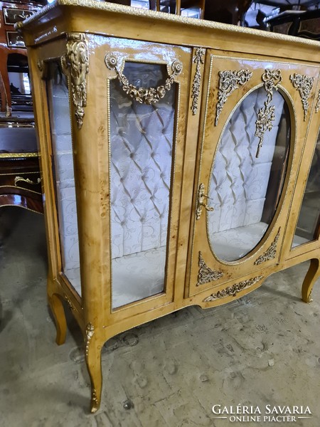 Poplar French style marble shelf display case display case