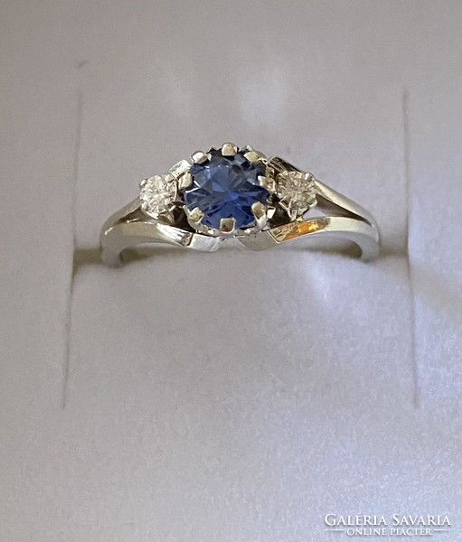 14 carat white gold ring, wheat flower with blue sapphire and diamond!