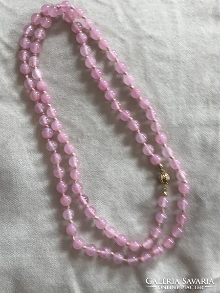 65 Cm long rose quartz necklace